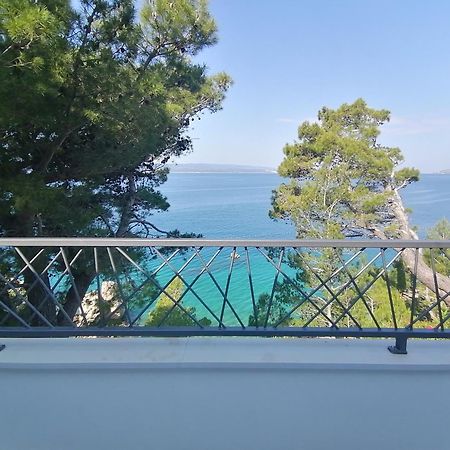 Apartmani Mares - 20 M From The Beach Brela Eksteriør bilde