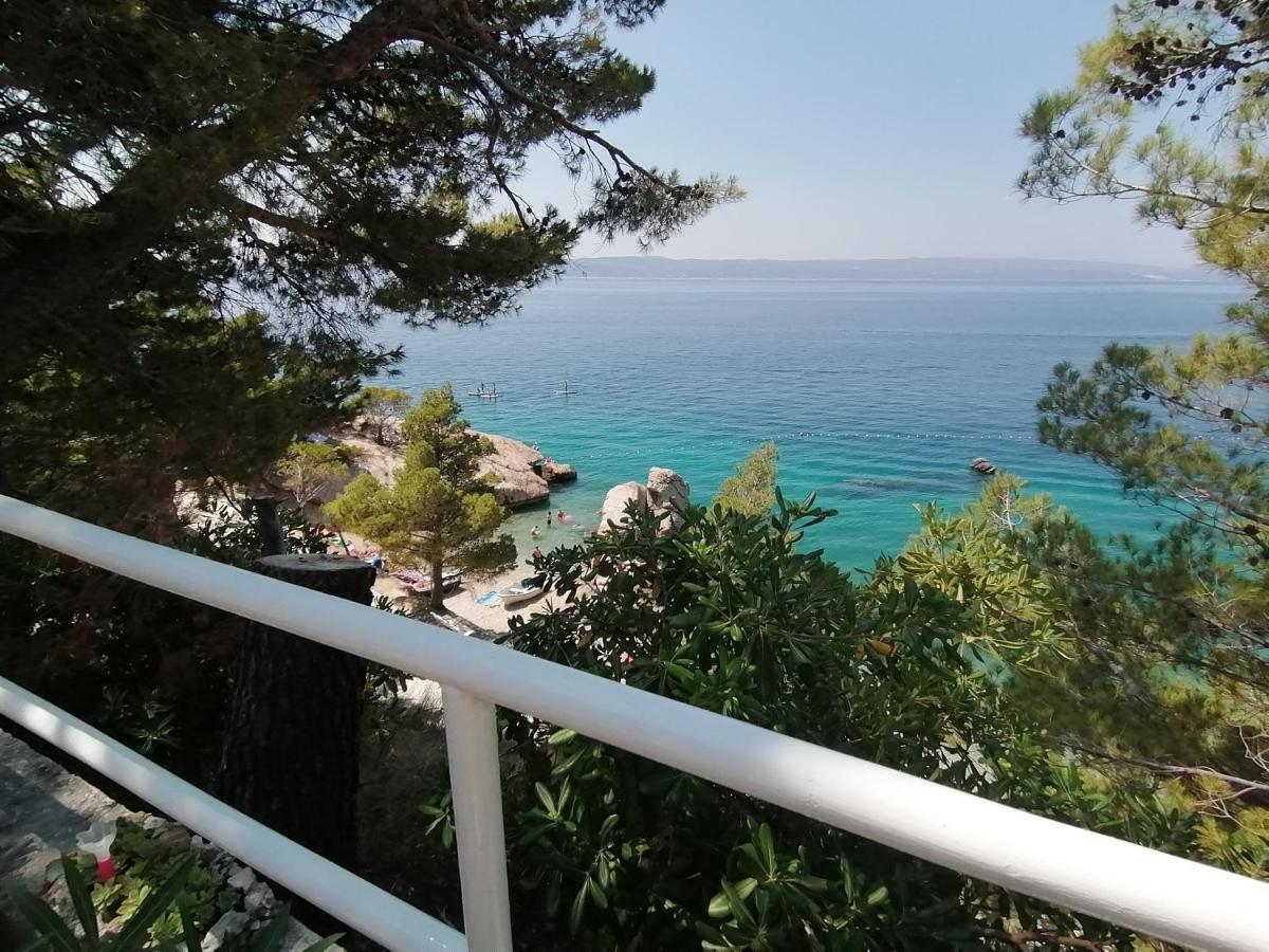 Apartmani Mares - 20 M From The Beach Brela Eksteriør bilde